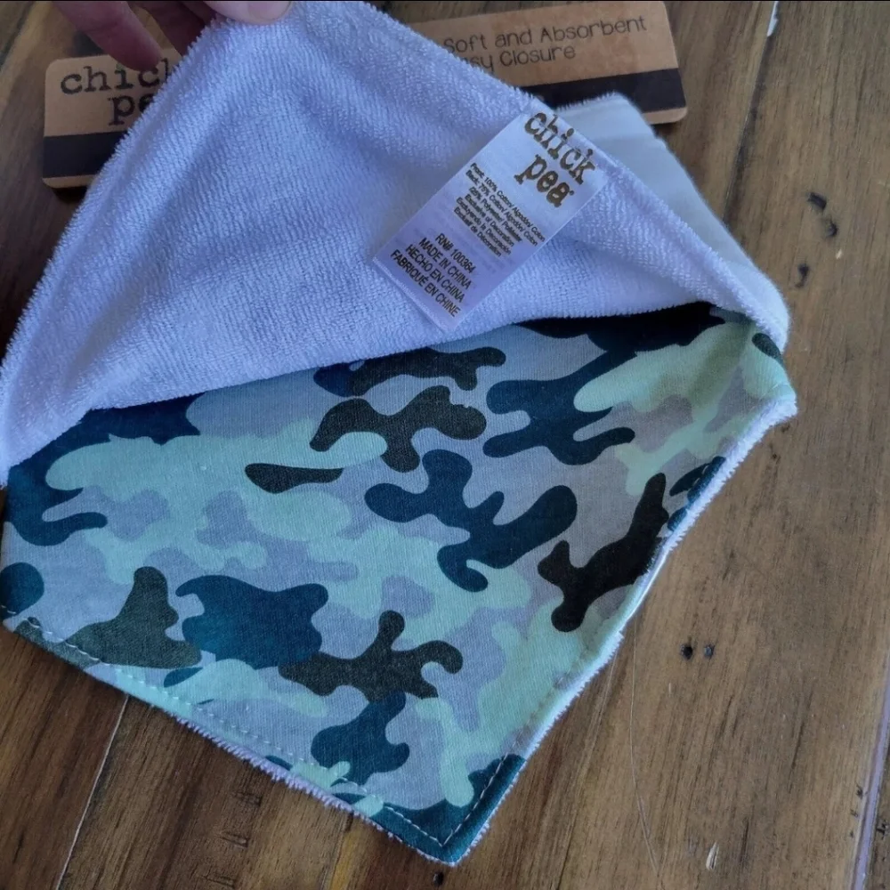 NEW CHICK PEA Boys 2 Pack Green Camo Bibs Bandana 
